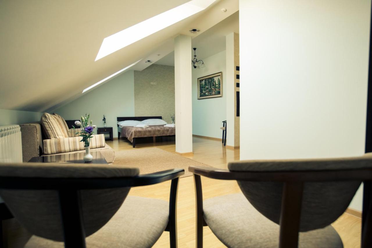 Premiere Hotel Khust Εξωτερικό φωτογραφία