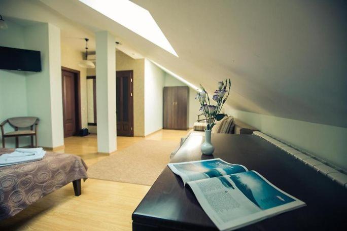 Premiere Hotel Khust Εξωτερικό φωτογραφία