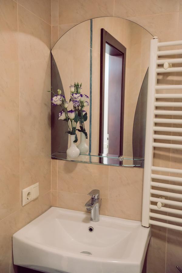 Premiere Hotel Khust Εξωτερικό φωτογραφία